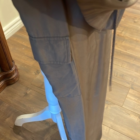 Amanda Green XL drawstring cargo pants and pocketed hooded jacket in army green - Picture 5 of 16